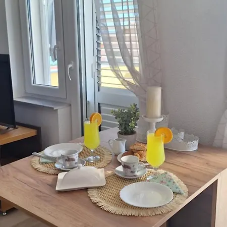 Lily With A Spectacular Wiew